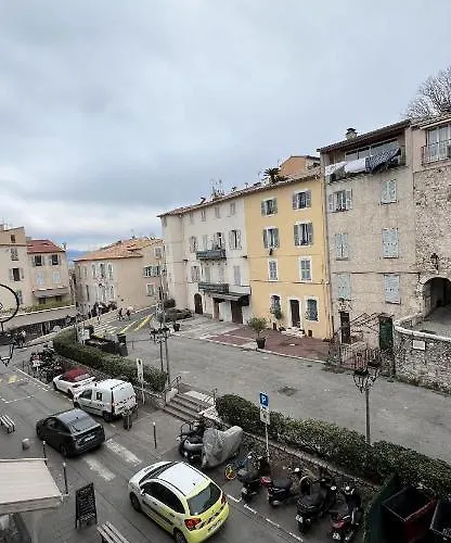 Apartment Coeur Du Vieil